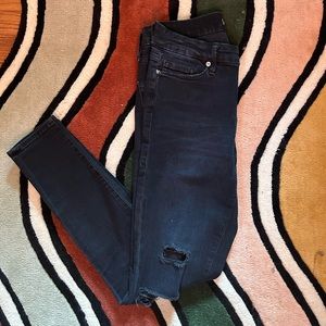 GOOD AMERICAN JEANS DISTRESSED GOOD LEGS Sz 8/29